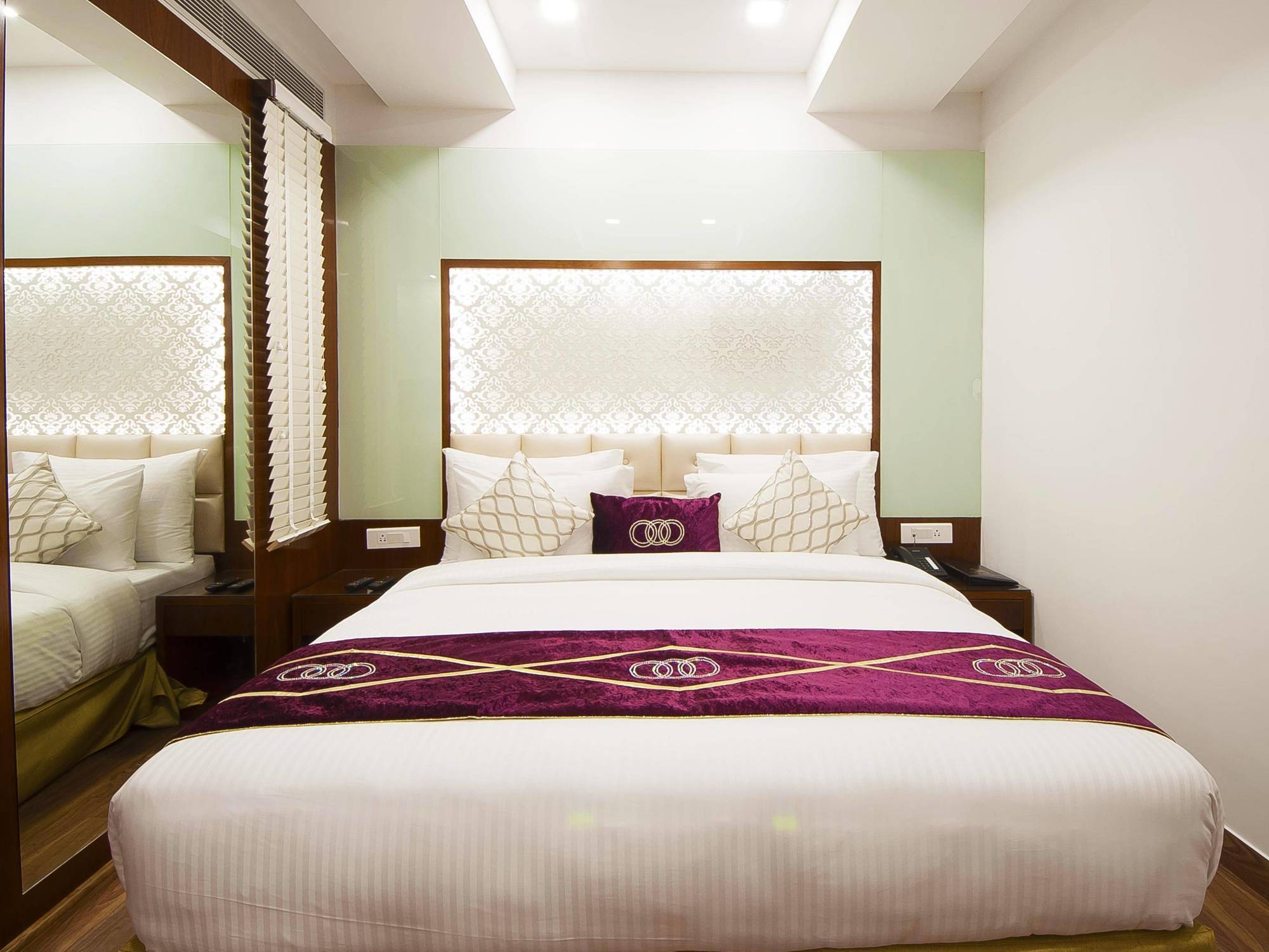 Hotel Swaran Palace Delhi  Exterior foto