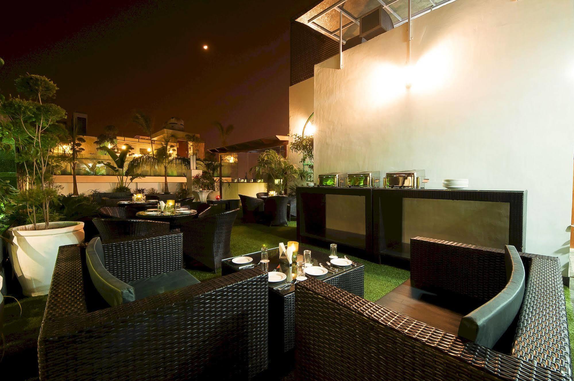 Hotel Swaran Palace Delhi  Exterior foto